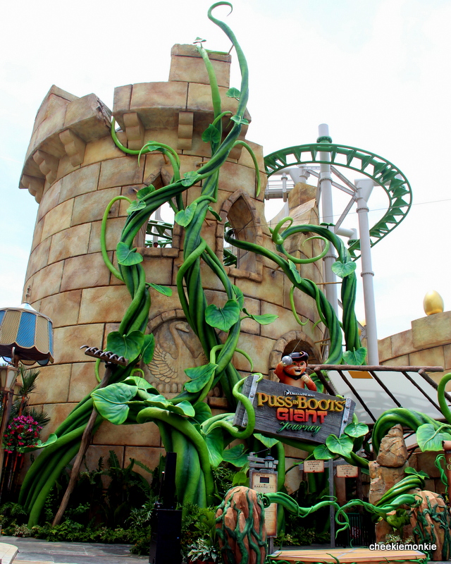 Cheekiemonkies Singapore Parenting & Lifestyle Blog Puss In Boots’ Giant Journey Universal