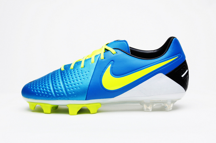 nike ctr360 maestri iii blue
