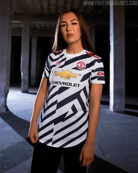 Here Is What Inspired Manchester United S 20 21 Third Kit Kit Designer Interview Footy Headlines