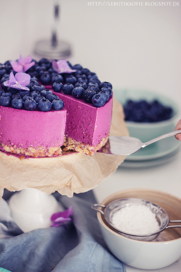 Blaubeer Lavendel Quark Torte in Radiant Orchid | Sofies Haus | Bloglovin’