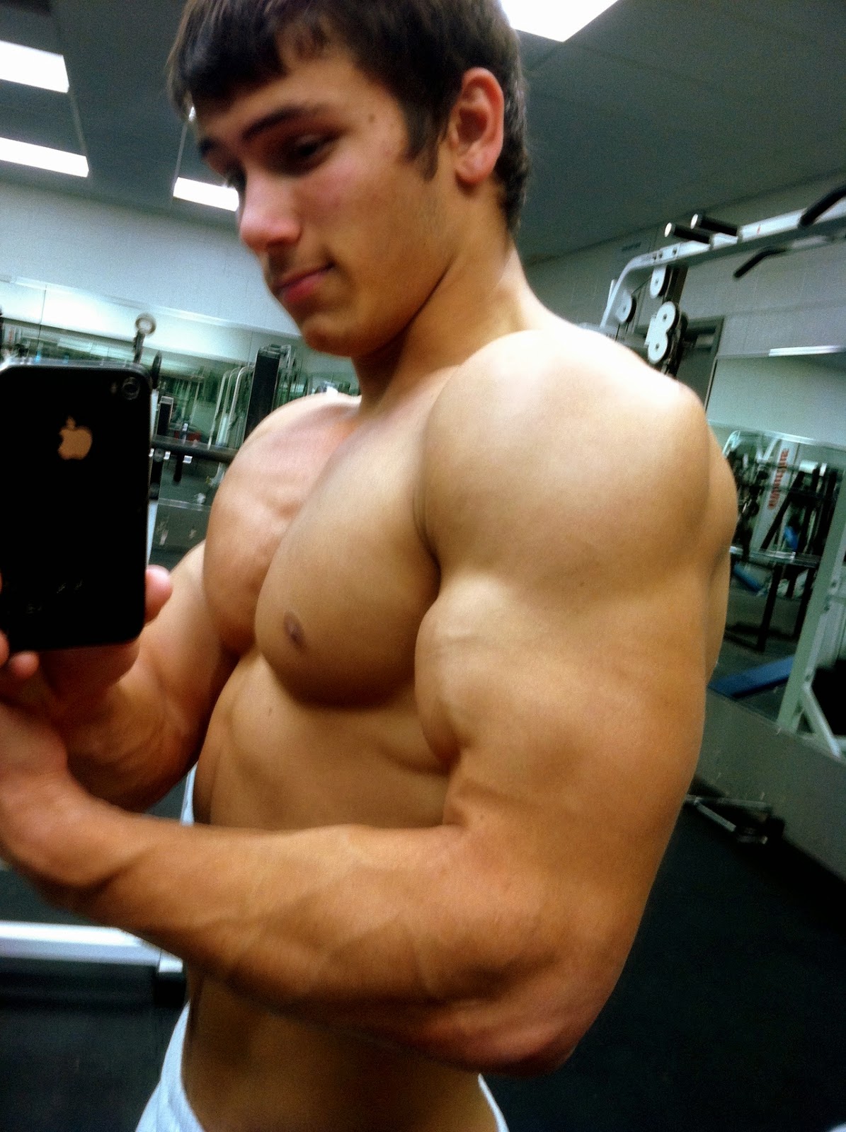 Michael hoffman bodybuilder