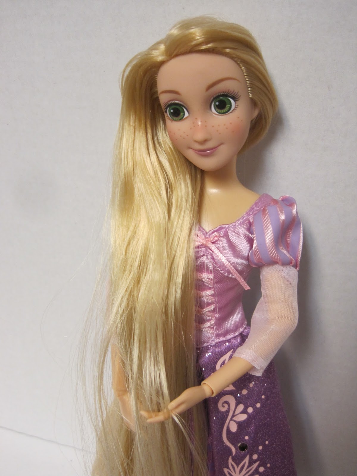 Never Grow Up A Mom's Guide to Dolls and More Disney Store Classic