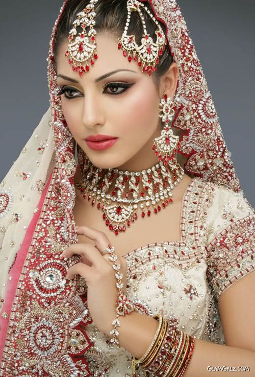 hindi makeup. indian costume makeup. asain