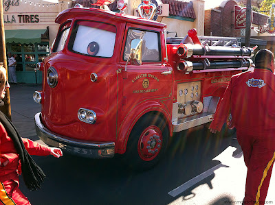 Cars Land Carsland DCA morning march Red Fire Engine tips