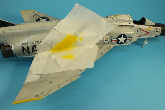 Montage pas à pas du F-4B Phantom II d'eduard au 1/48. F-4B Phantom II,Eduard 1/48, la remise en état.