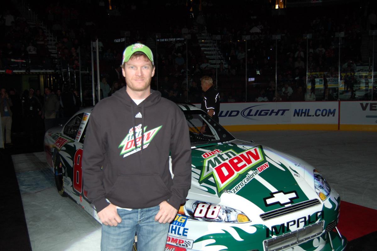 All About Sports: Dale Earnhardt Jr Car Driving