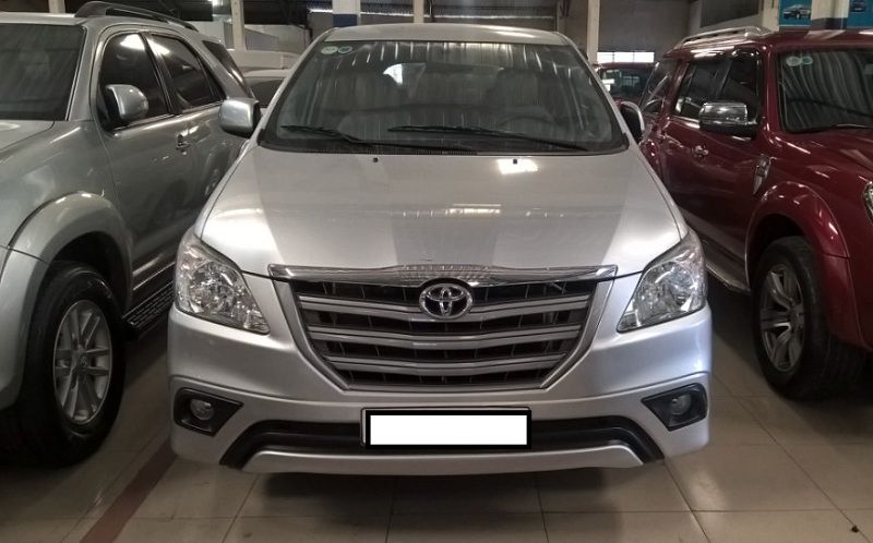 BÁN XE CŨ TOYOTA INNOVA - 2014 - MÀU BẠC XE FORD CŨ CHÍNH HÃNG