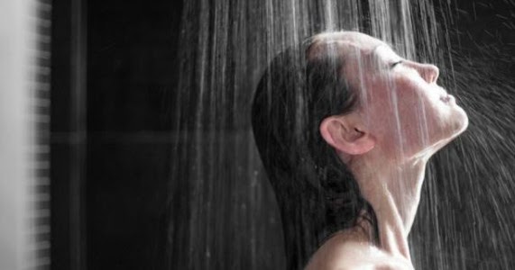 99 Arti Mimpi Mandi Dilihat Orang Lengkap Dengan Tafsir Dan Maknanya Mimpi Lagi Mandi