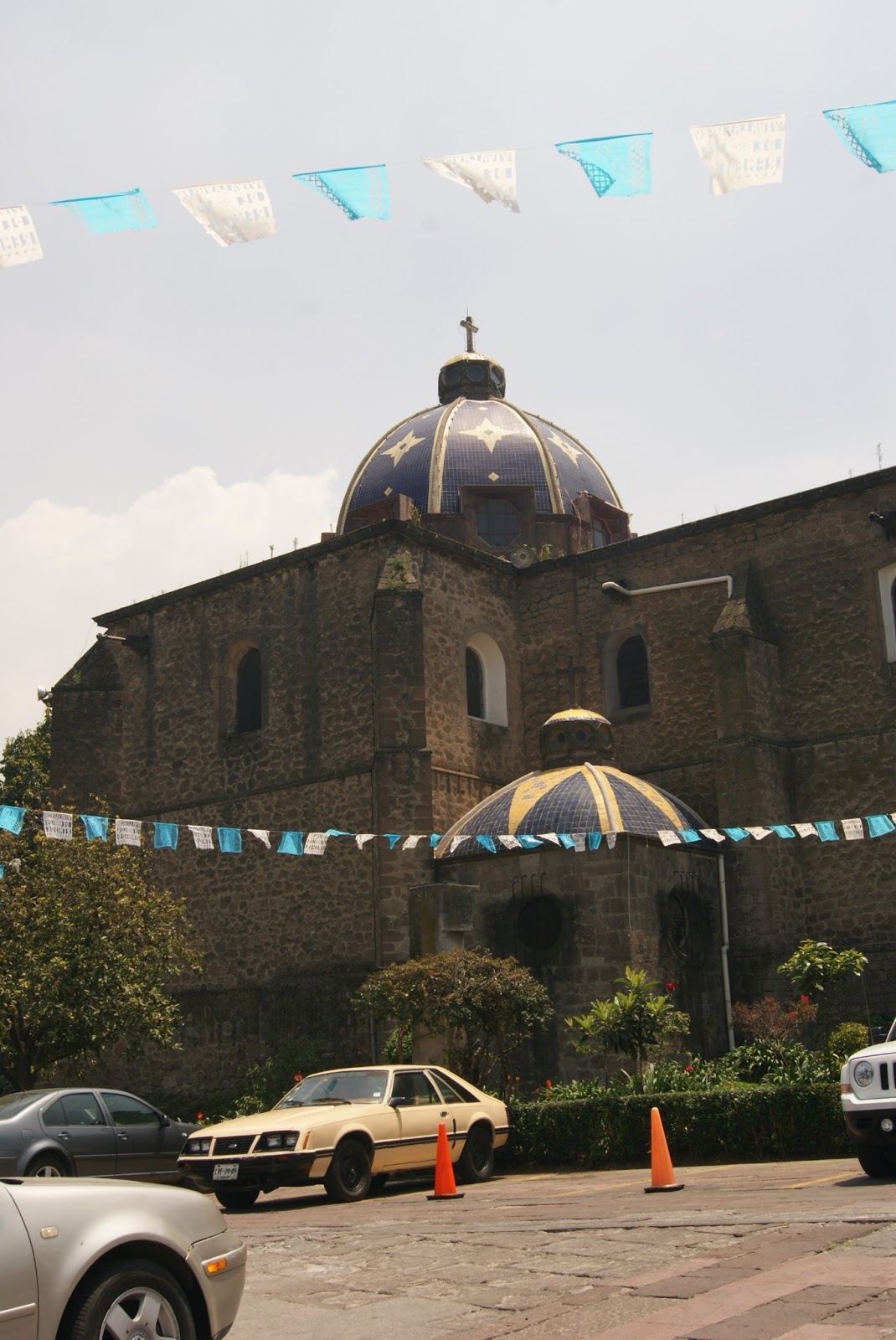 La Basilica de Remedios Naucalpan BASILICA DE LOS REMEDIOS NAUCALPAN DE JUARES ESTADO DE MEXICO La Basilica de Remedios Naucalpan BASILICA DE LOS REMEDIOS NAUCALPAN DE JUARES ESTADO DE MEXICO
