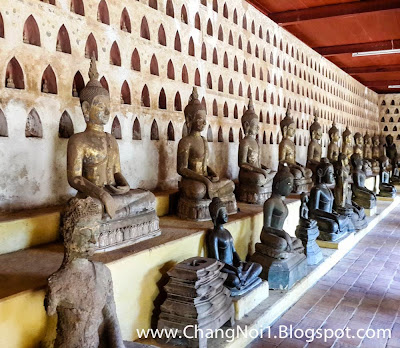 The Vat Si Saket in Vientiane, Laos Traveling in Laos & Thailand