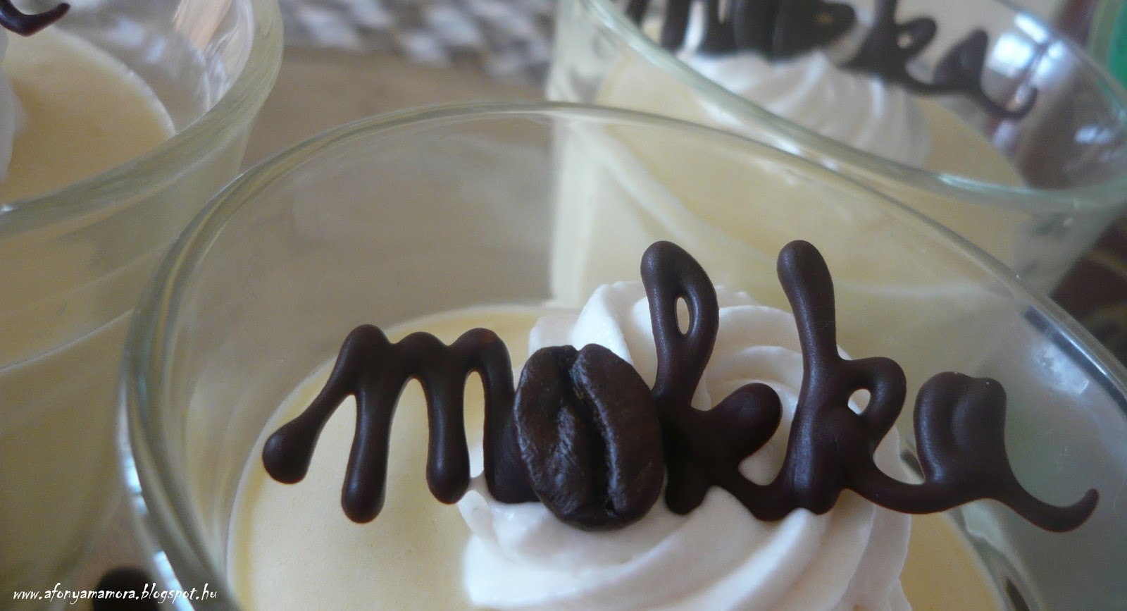 Az áfonya mámora: Mokka mousse