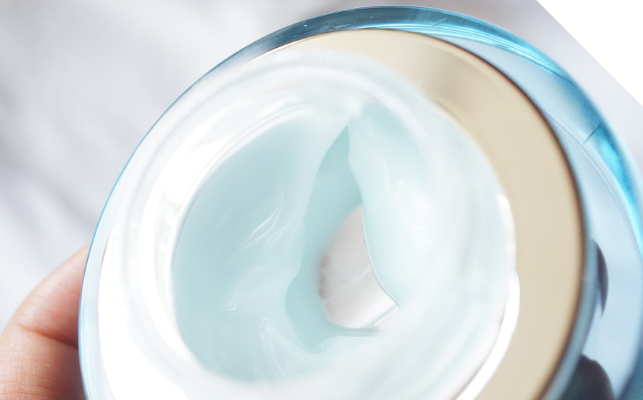 Beauty Story SUM37 Waterfull Timeless Water Gel Cream Moisturizing Cream 50ml Review