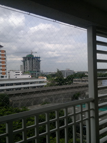 ตาข่าย, ตาข่ายกันนก, ตาข่ายกันนกที่อยู่อาศัย, ตาข่ายกันนกคอนโด