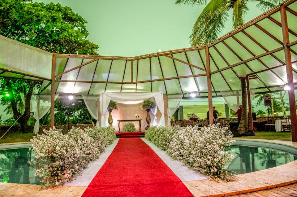 blog-de-casamento-princesa-vestido-vera-wang-cerimônia-decoração-altar princesa-vestido-vera-wang-cerimonia-decoracao-altar