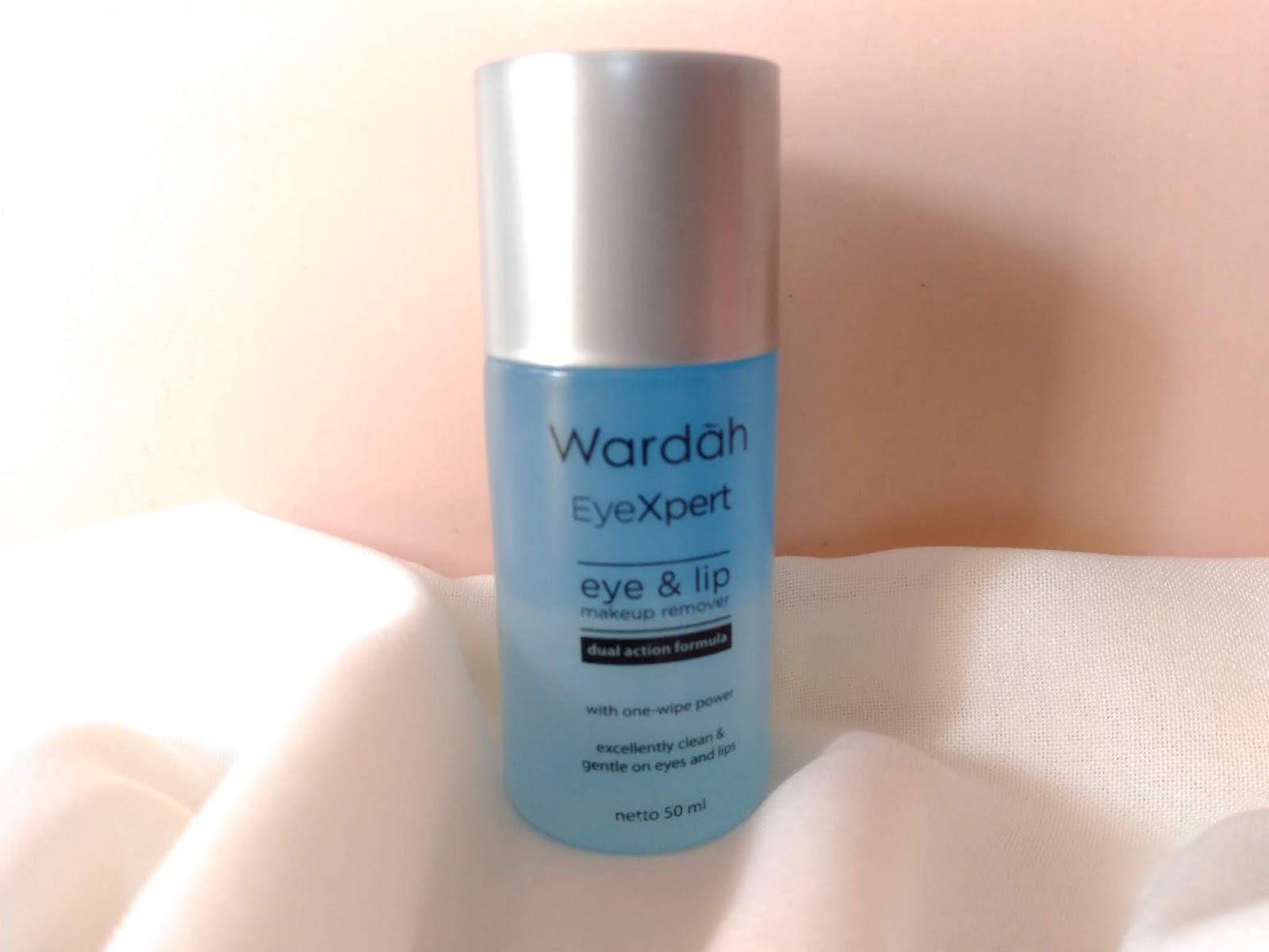 Rahmi Aulia Hidayat Beauty & Sustainable Life Journal Review Wardah