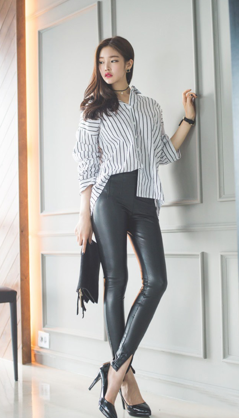 Park Jung Yoon Black Leather Leggings Striped Shirt Pulsa Unipin