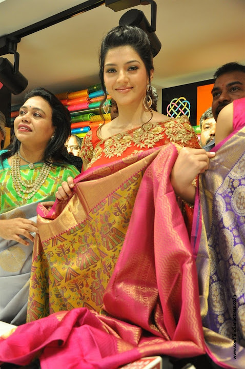 Raashi Khanna and Mehreen Pirzada launches KLM Fashion Mall