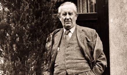 Tolkien e l'Italia: da Gubbio all'Università di Bari e poi Foggia, Castelfidardo e Firenze