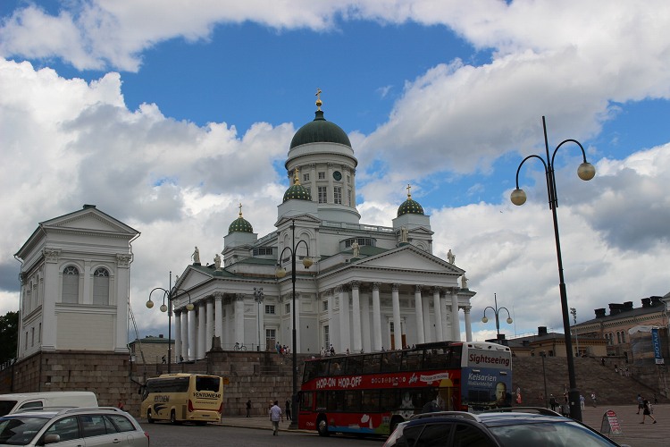 ヘルシンキ元老院広場>