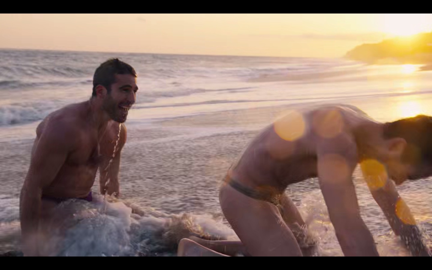 Sense8 2x10 - Alfonso Herrera & Miguel Ángel Silvestre.