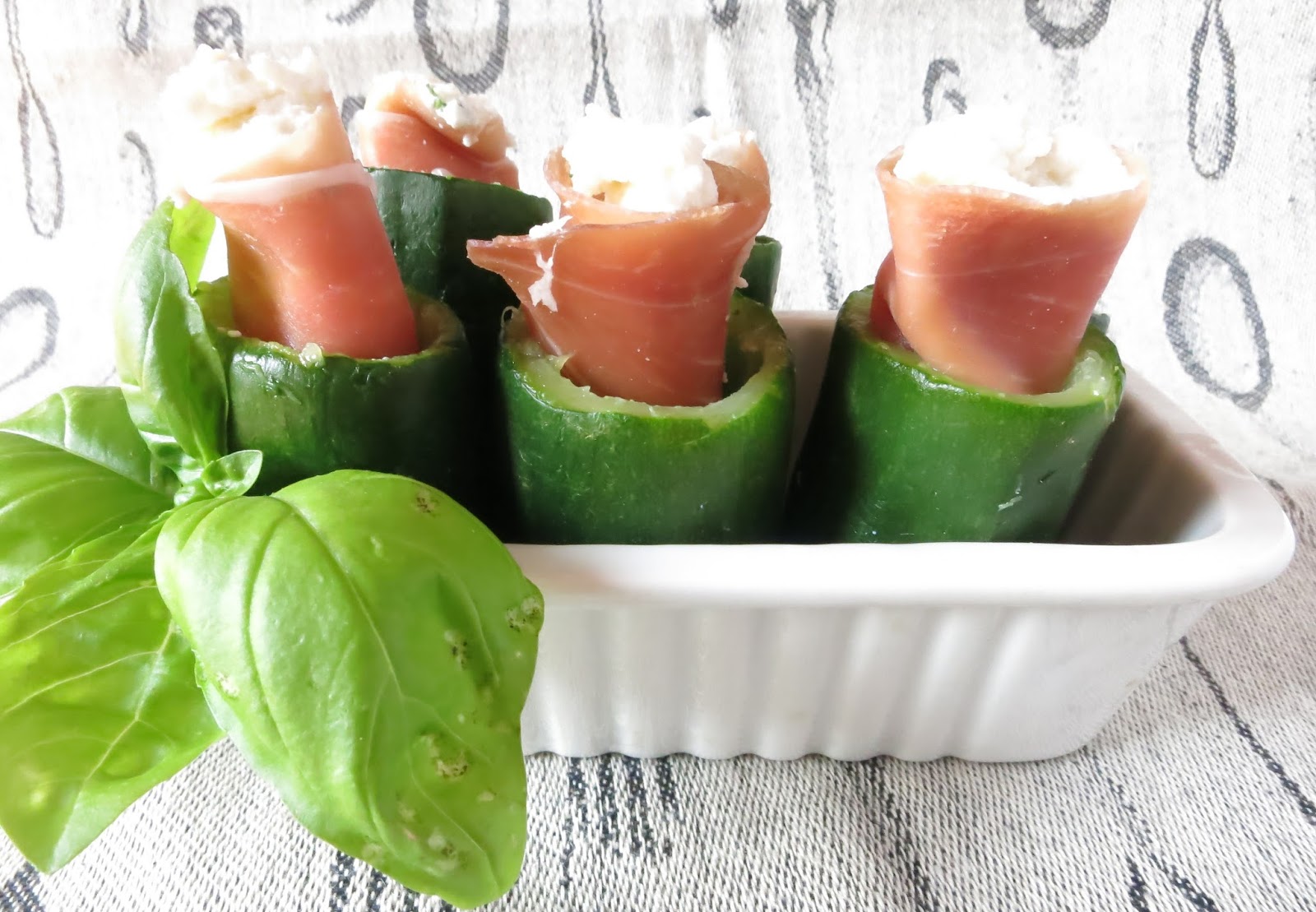 A Tavola con Mammazan TRONCHETTI DI ZUCCHINE, PROSCIUTTO CRUDO E...