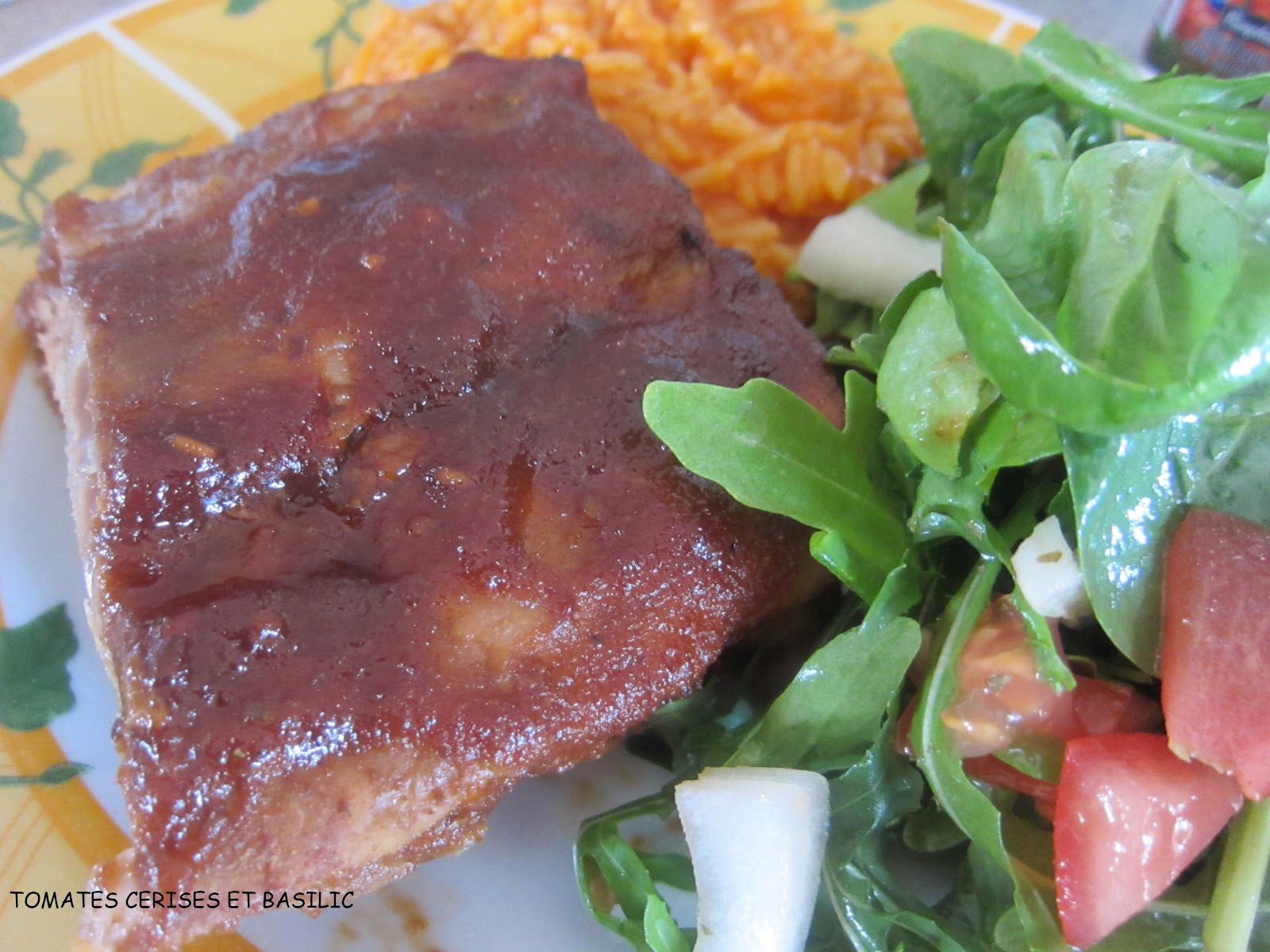 Tomates cerises et Basilic Côtes levées style Bar B. Barn et Riz à la