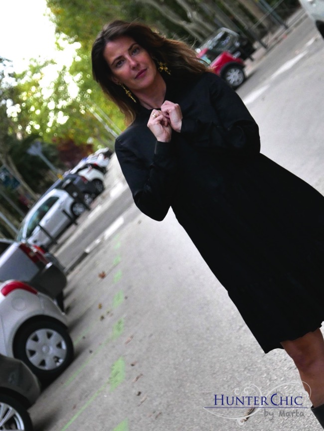 Zara woman-hunterchic by marta-marta halcon de Villavicencio-fashion blog-vestido negro diferente