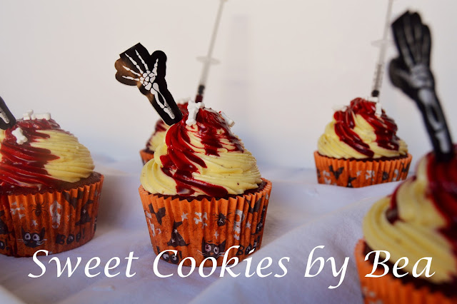 Cupcakes red velvet sangrientos #Halloween