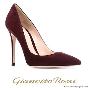 Crown Princess Mary wore Gianvito Rossi Court Pumps