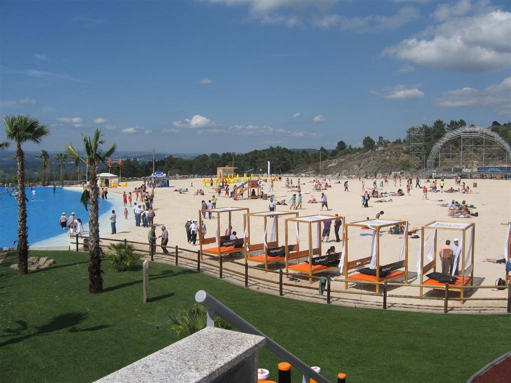 "In"dependente de Coimbra a Penacova. Praia artificial de Mangualde