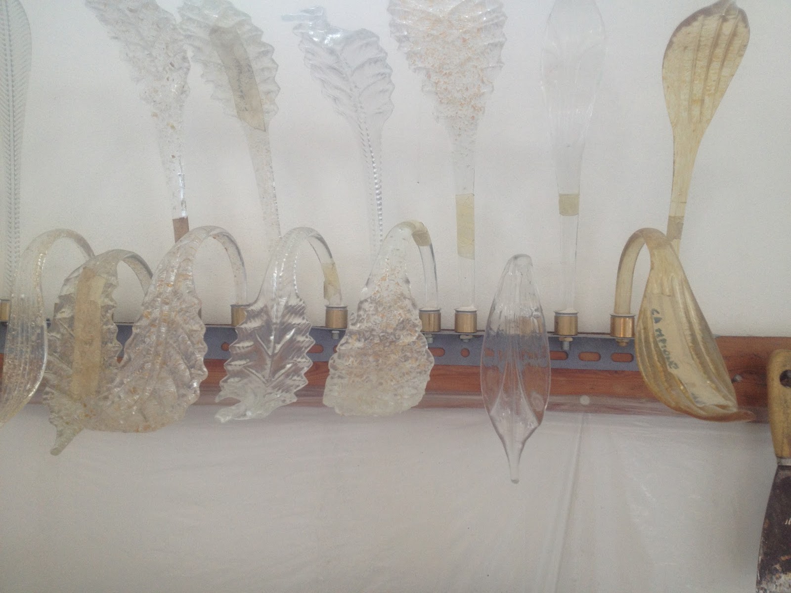 Ricambi Plafoniere Vetro : Ricambi per lampadari in vetro di murano e specchi: nuova struttura