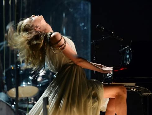 Taylor Swift 2014 Grammys randommusings.filminspector.com