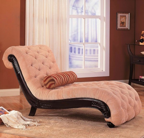 Chaise longues classic style