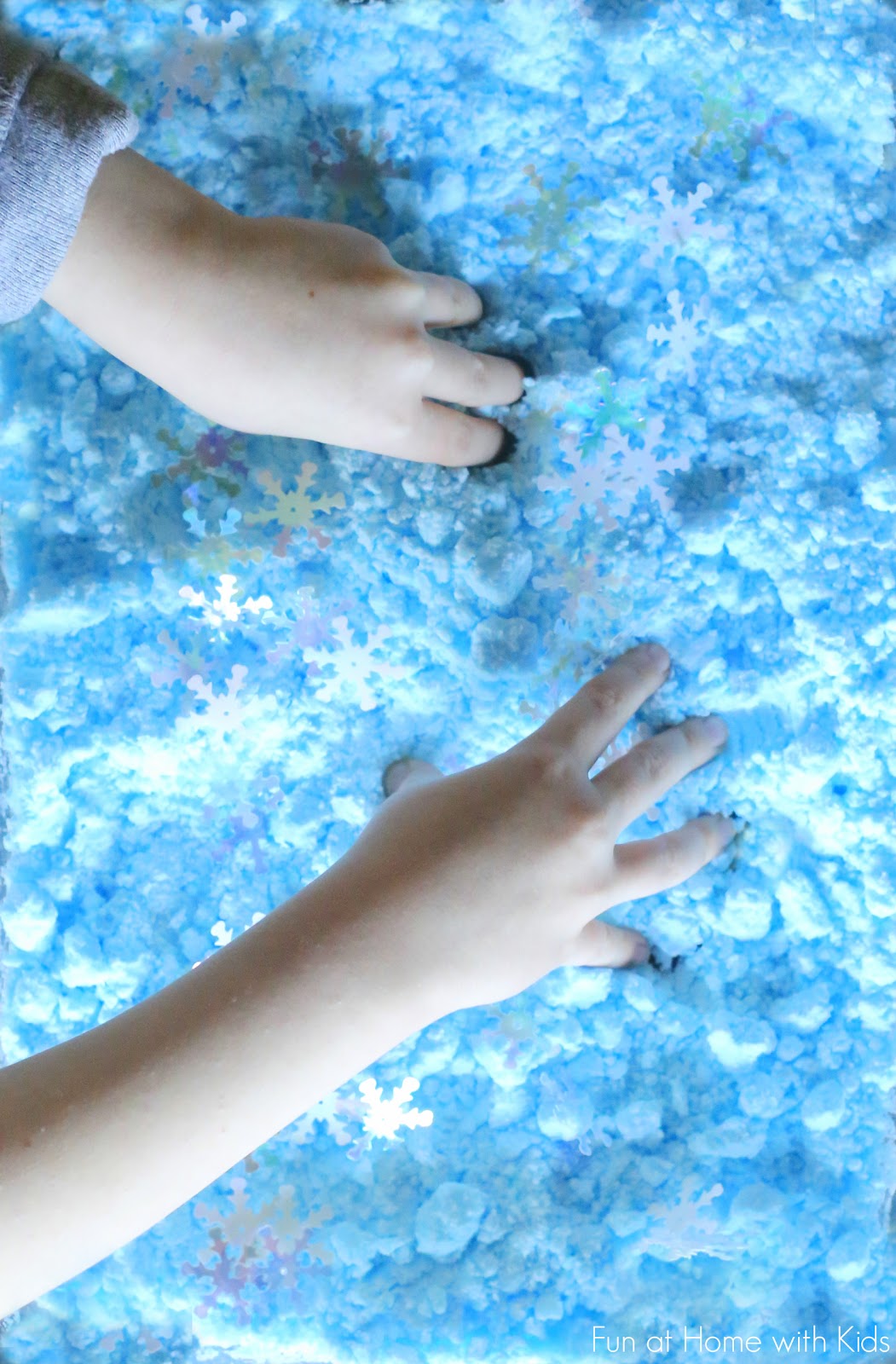 A new sensory play recipe for Magic Puffing Snow - it slowly puffs up and will even re-puff after it's been compressed.  From Fun at Home with Kids
