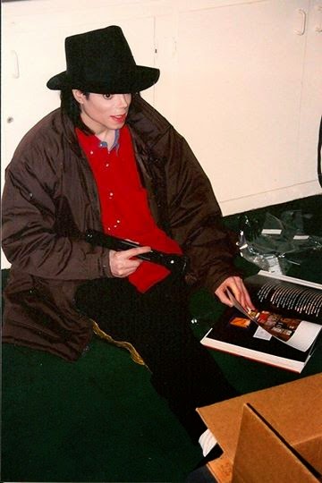 http://michaeljacksonmyobsession.blogspot.mx/