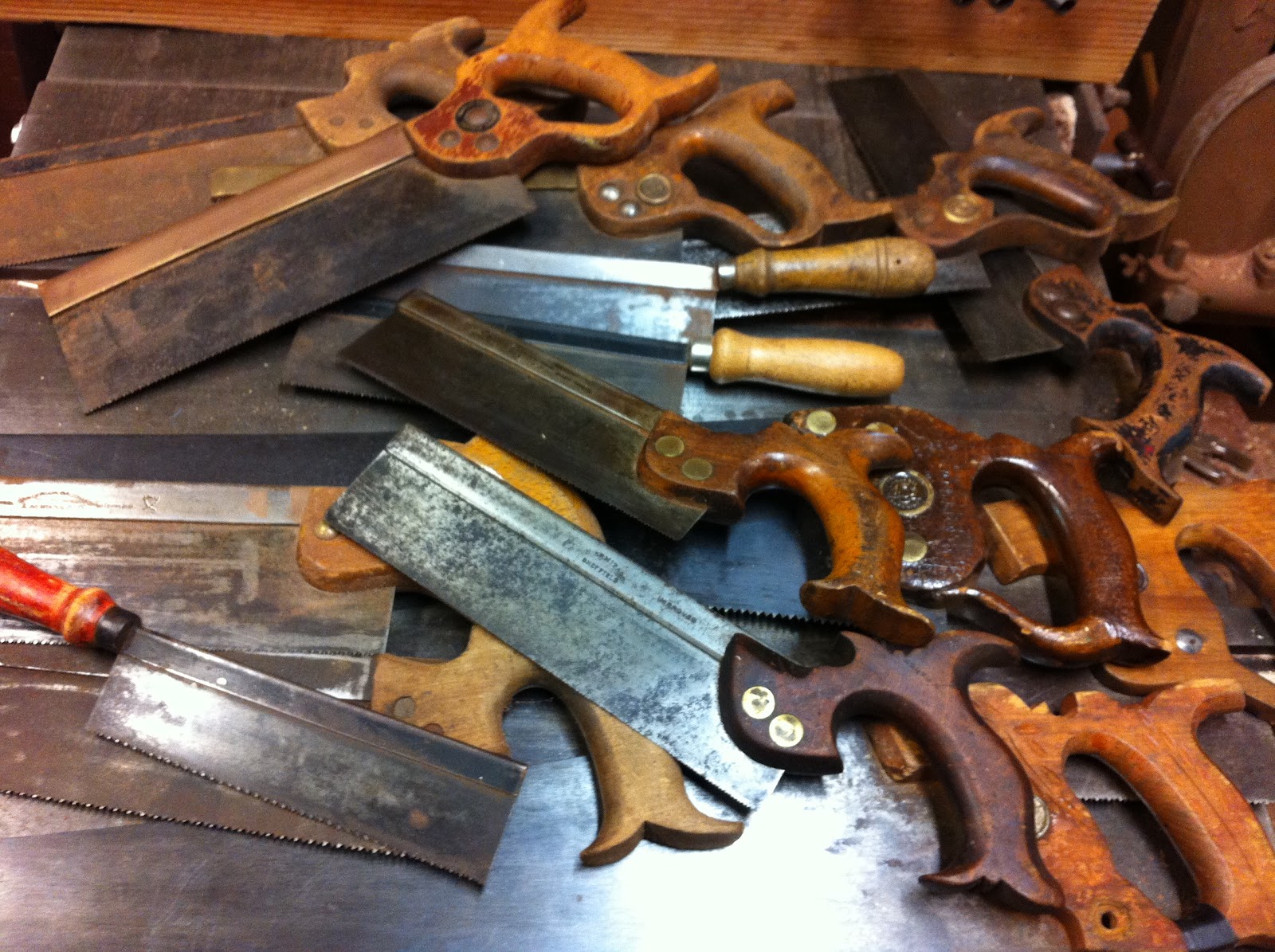 The Joy of Wood: Saw sharpening day.
