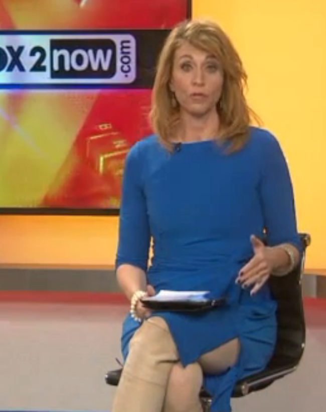 THE APPRECIATION OF BOOTED NEWS WOMEN BLOG : WE LOVE THE NEW SET AT FOX 2 IN ST. LOUIS!!! A MUCH ...