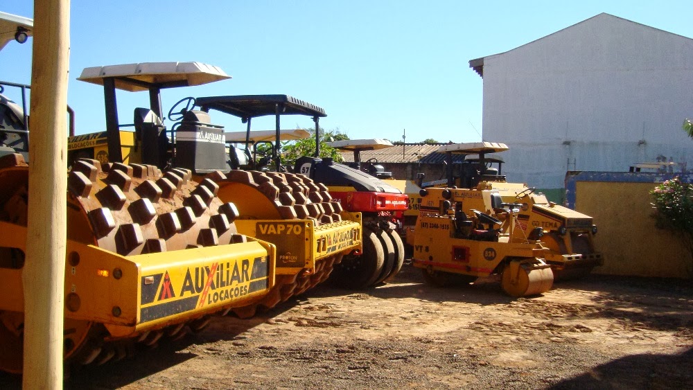 Pátio Empresa ~ Auxiliar Locadora - www.auxiliarlocadora.com.br