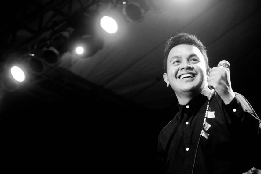 Download Kumpulan Lagu Tulus Mp3 Full Album Terpopuler