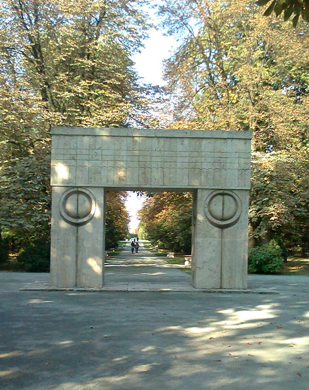 Lucas Frank Agrarfotografie Kunst Im Wald