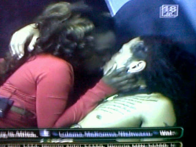 PHOTOS: Nigeria's Female Rep To Big Brother Africa Sharing A Passionate Kiss With Angelo 1