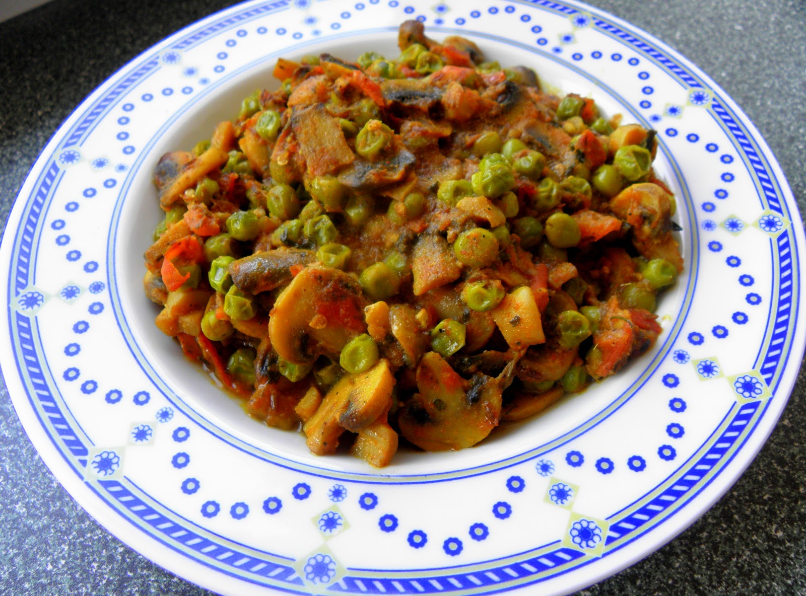 Simple and delicious Indian recipes Mushroom & peas masala curry