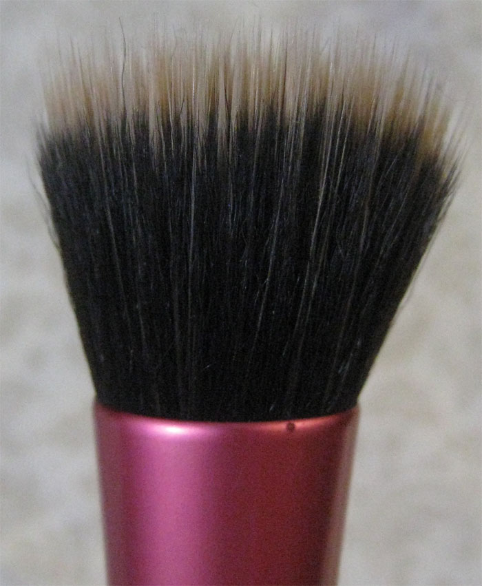 Martina Moylan X Real Techniques stippling brush review