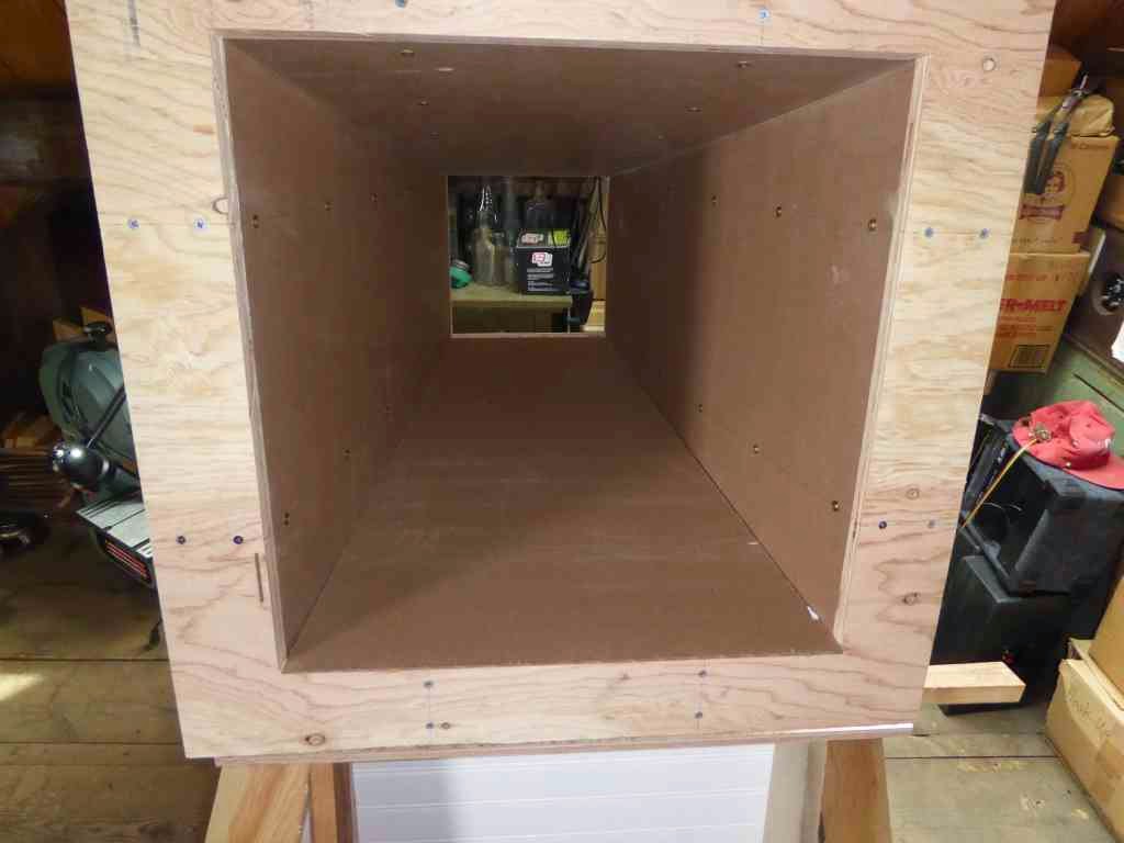 Sound Transformer Second Bass Horn - Fitting The Fourth Side Sound Transformer Second Bass Horn - Fitting The Fourth Side