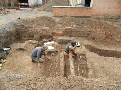 Roman cemetery found under UK carpark
