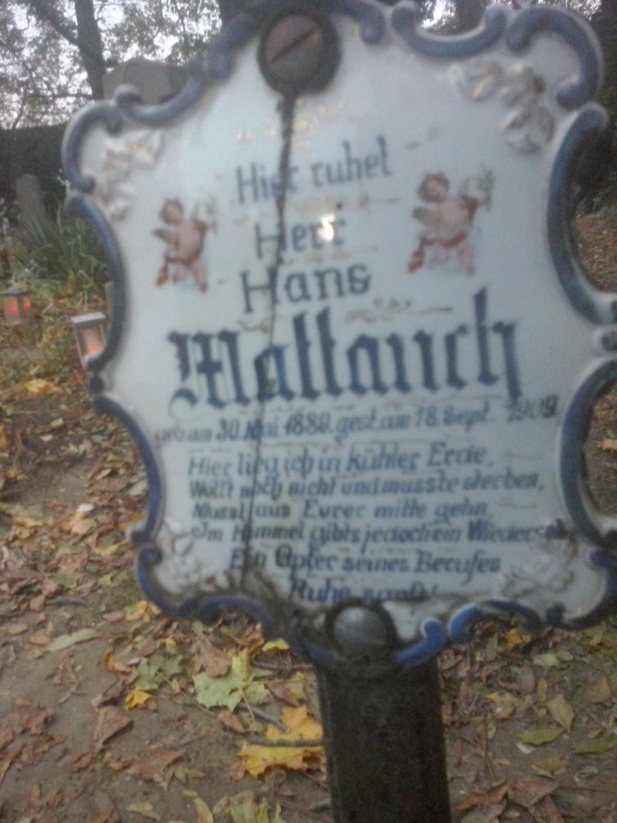 Ein Ausflug Zum Friedhof Der Namenlosen