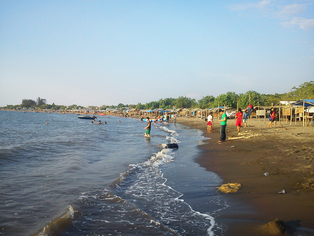 Pantai Tanjung Bayang