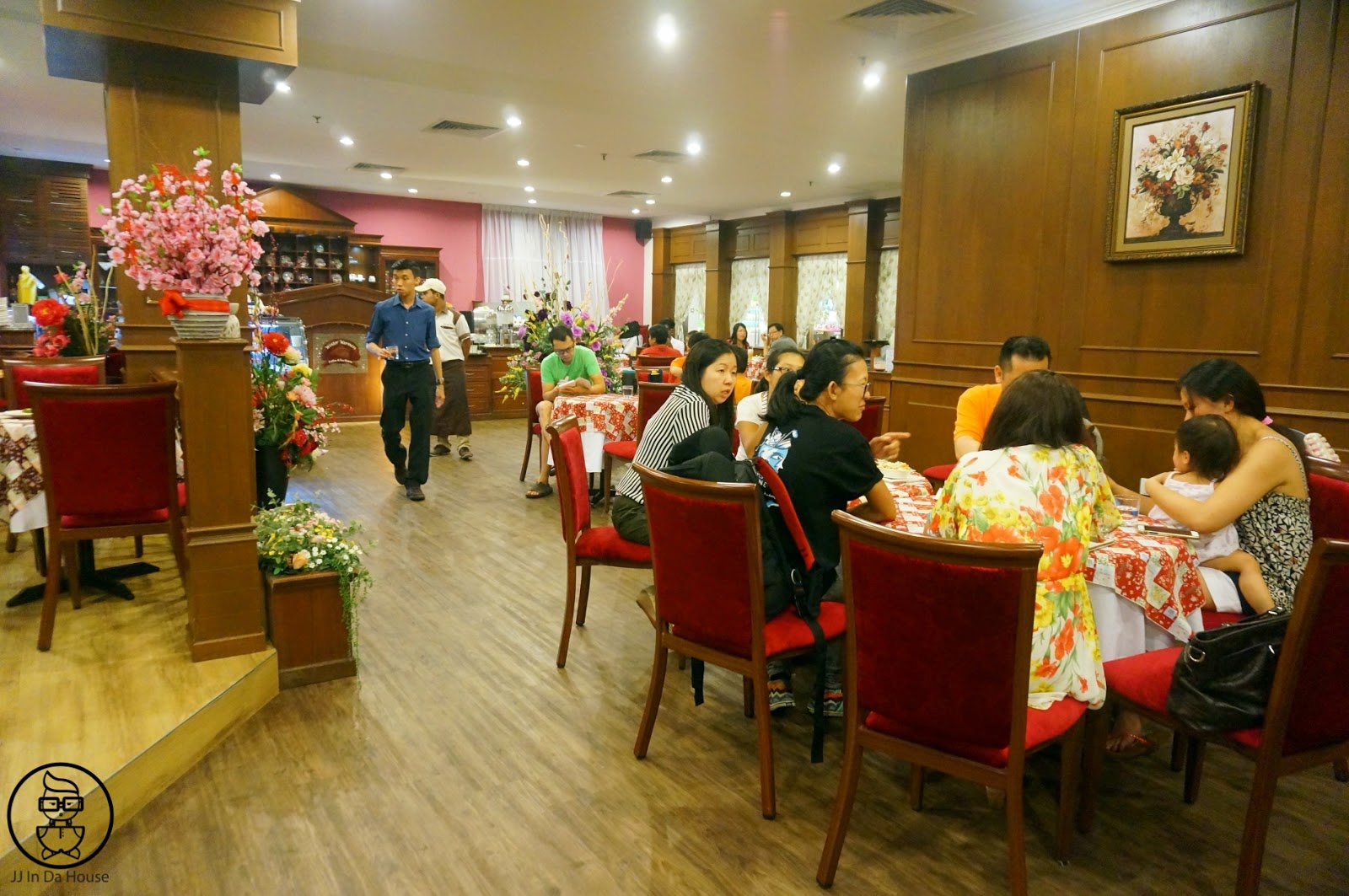 JJ IN DA HOUSE New Menu of Winters Warmers Coffee & Tea House