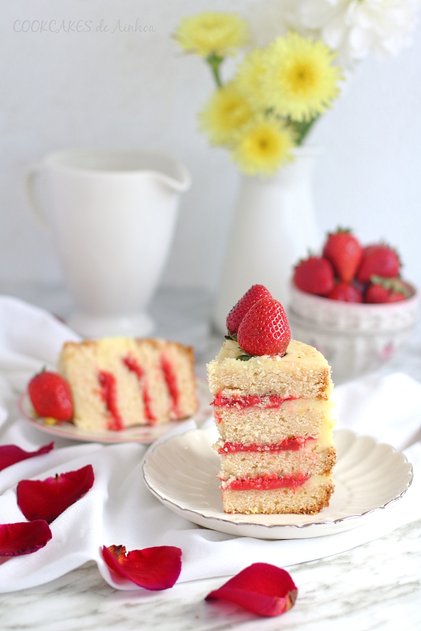 Layer Cake de Limón y Fresa
