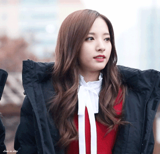 PD돈 뺏는 우주소녀 보나 ㄷㄷ(움짤) | 인스티즈